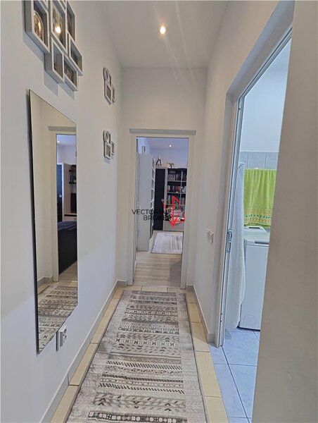 Salaj, Scoala Gimnaziala George Calinescu, 2 camere decomandate, et.1, bloc 2008, centrala, renovat,